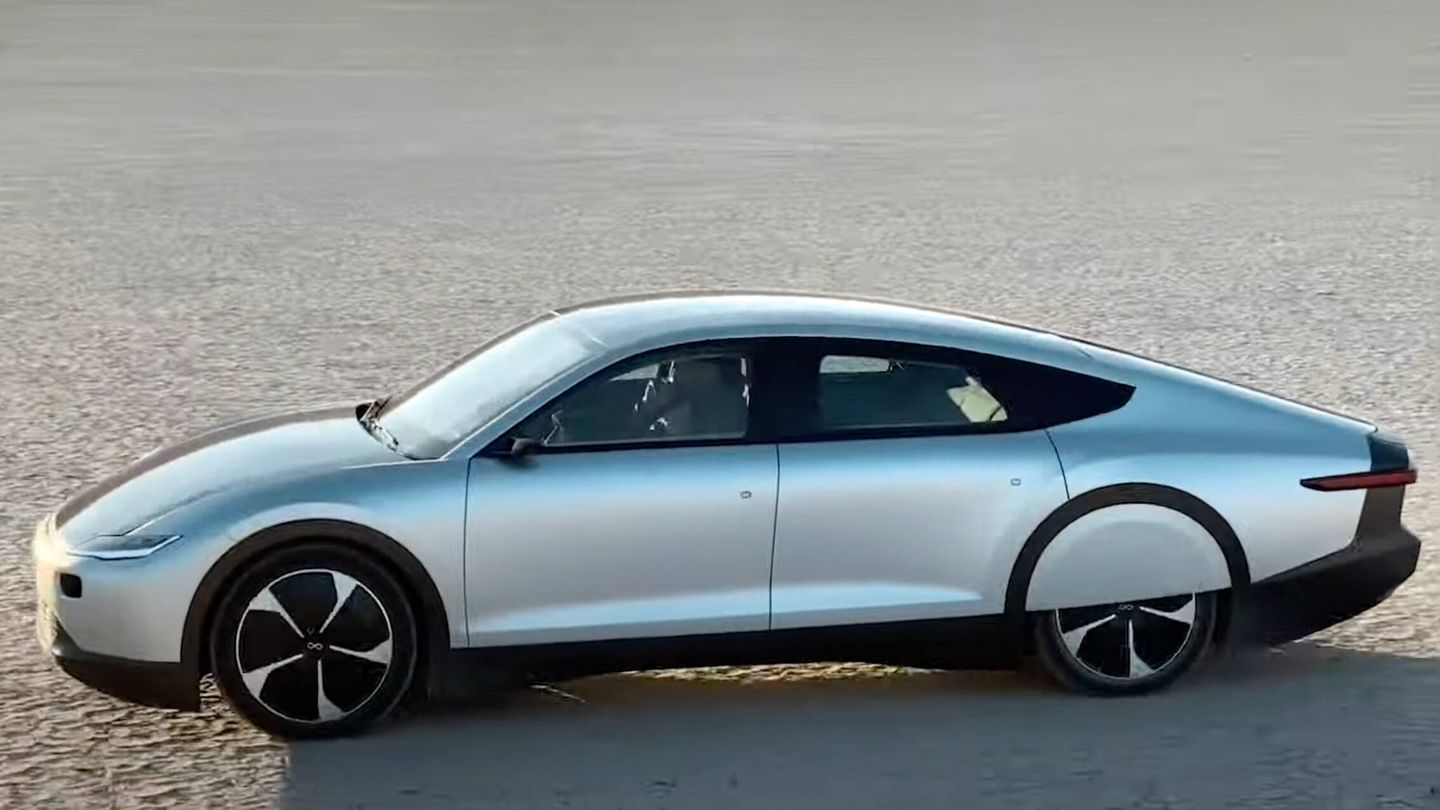 Enlace: El nuevo coche eléctrico que solo necesitará una carga al mes