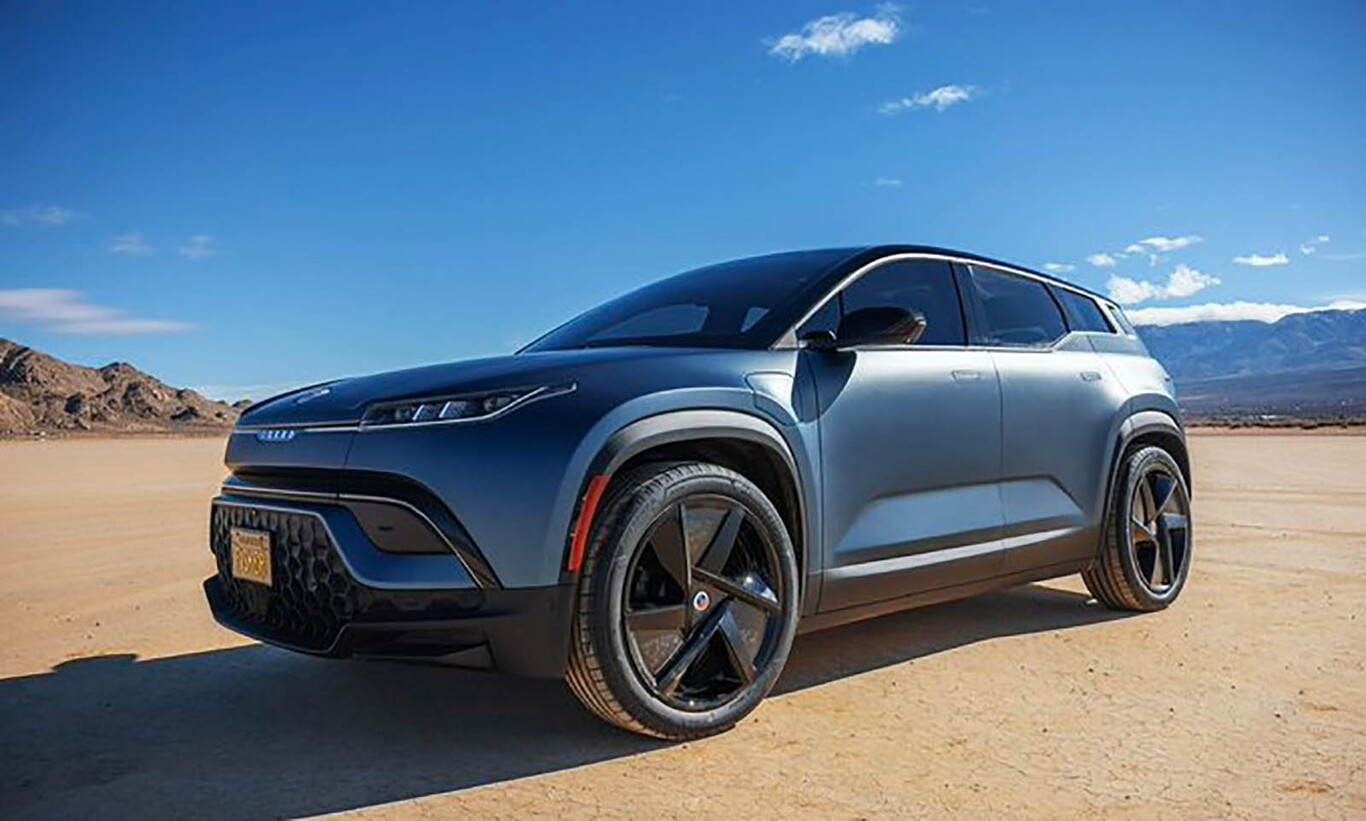 Enlace: El SUV eléctrico Fisker Ocean se estrena en el Mobile de Barcelona, costará unos 40.000 euros para 440 km de autonomía