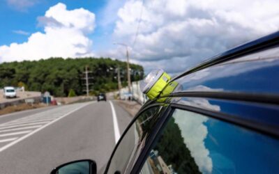 Enlace: Así son las luces V-16 ya homologadas por la DGT para sustituir obligatoriamente a los triángulos