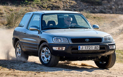 Enlace: PRUEBA: Toyota RAV4 GX 3P (1999)