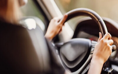 Enlace: ¿La vida útil de un coche híbrido es igual que la de uno de combustión?