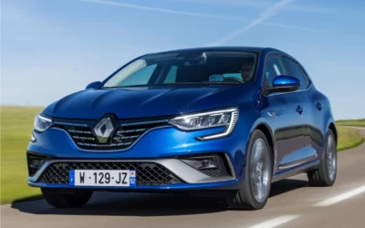 Enlace: Toyota Corolla o Renault Megane, ¿qué compacto es mejor si buscas un híbrido?