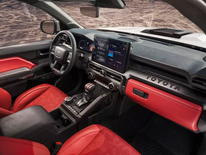 Enlace: La última locura de Toyota son unos asientos ‘dinámicos’ que pagarías por tener en tu coche