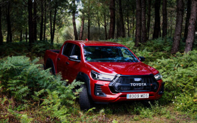 Enlace: Prueba a fondo del Toyota Hilux GR Sport: un monstruo de montaña con «dos caras»