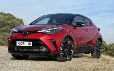 Enlace: ¿Por qué comprar y por qué no el coche híbrido más vendido en España de enero a julio de 2023?