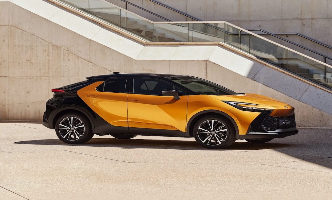 Enlace: Kia Xceed o Toyota C-HR, ¿cuál es mejor coche para comprar en 2024?