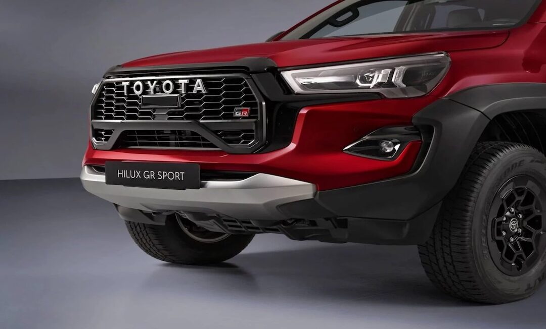 Enlace: Es el perfecto todoterreno multiusos, imbatible en 4×4 extremo y ahora se ha actualizado para plantar cara a la Ranger Raptor