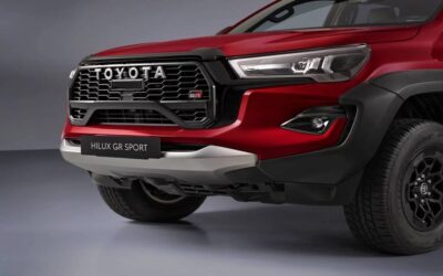 Enlace: Es el perfecto todoterreno multiusos, imbatible en 4×4 extremo y ahora se ha actualizado para plantar cara a la Ranger Raptor