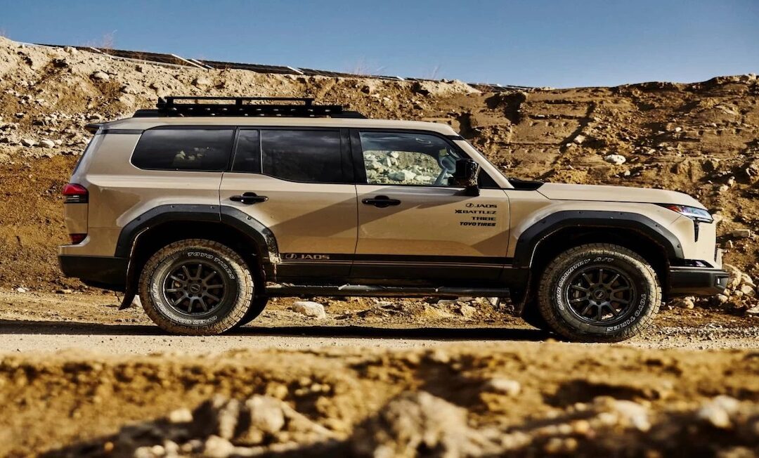 Enlace: Es el hermano premium del Land Cruiser, imbatible en 4×4 y fiabilidad y acaba de estrenar su mejor versión todoterreno