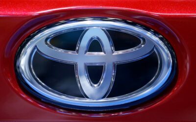 Enlace: Toyota lanza la primera experiencia de voz con Amazon Alexa del sector en España