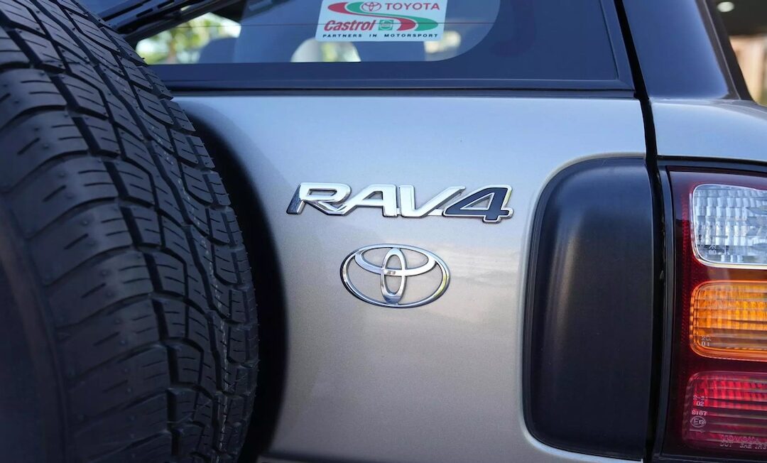 Enlace: Toyota RAV4: Un pionero convertido en icono