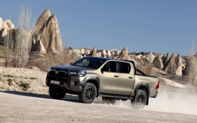 Enlace: Toyota abraza los nuevos tiempos con el Hilux Hybrid: este pick-up con 55 años a sus espaldas recibe la etiqueta Eco