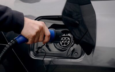 Enlace: ¿Dónde puedes cargar tu híbrido enchufable Toyota?