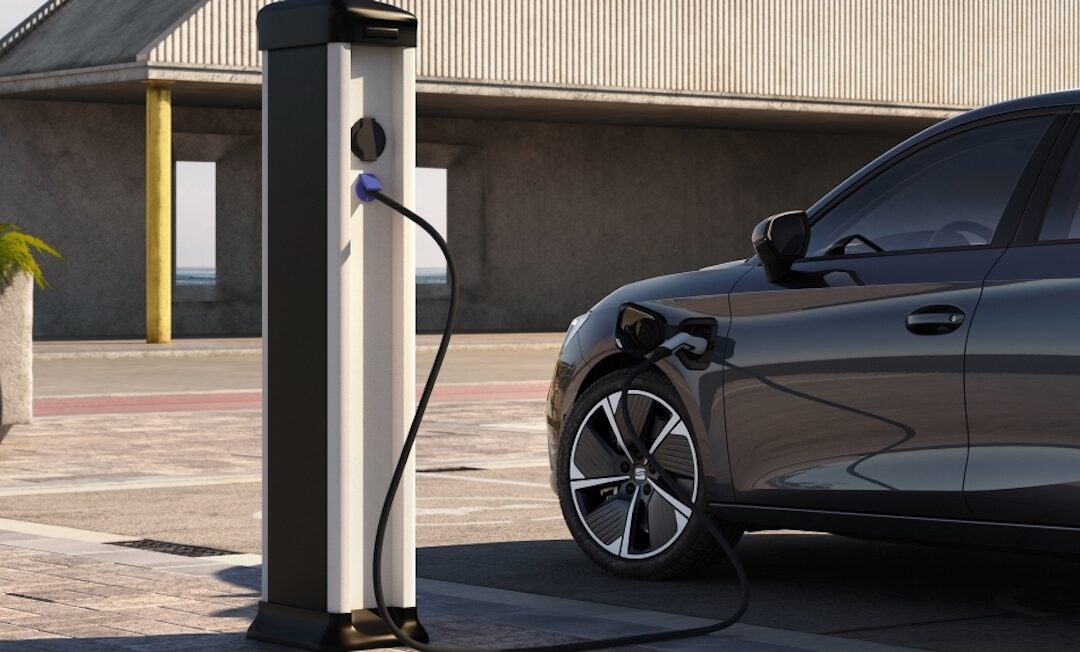 Enlace: Un estudio demuestra que las baterías de los híbridos enchufables envejecen de forma muy diferente a la de los 100% eléctricos