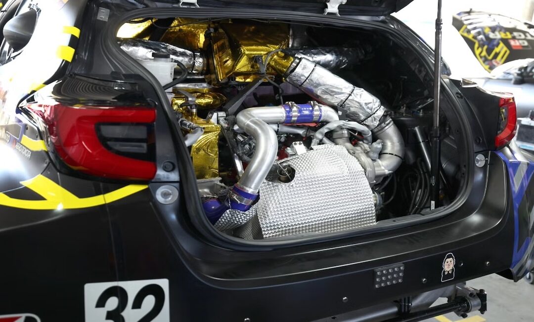 Enlace: El Toyota que todos deseamos ver en la calle debuta en competición: «es extremadamente difícil de controlar»