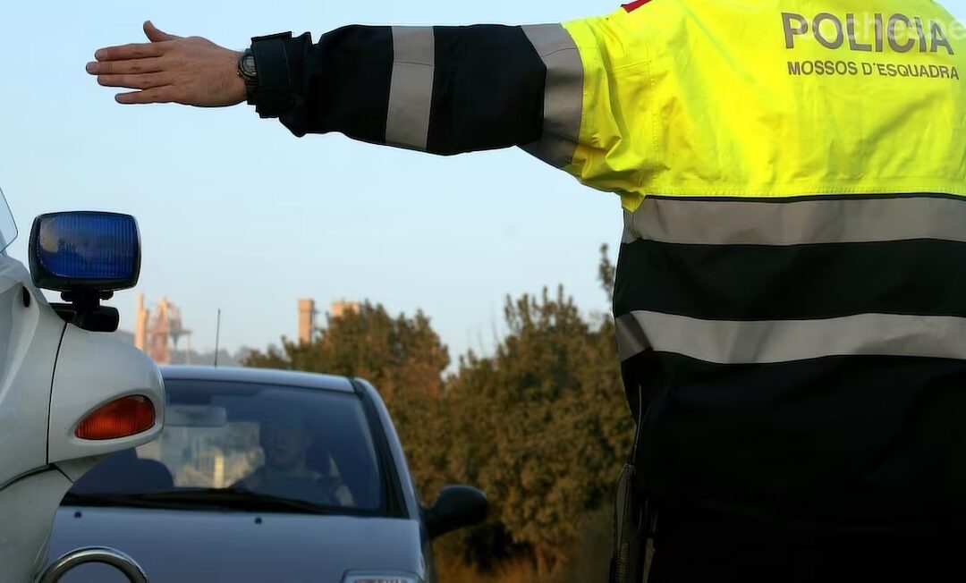 Enlace: Nuevas normas de la DGT para 2026, ¿qué cambios llegarán?