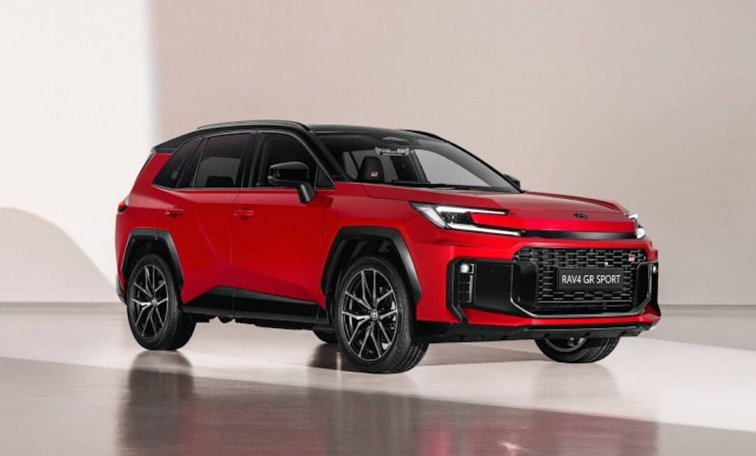 Enlace: Ya está a la venta el nuevo Toyota RAV4: te contamos todas las novedades del SUV y su precio