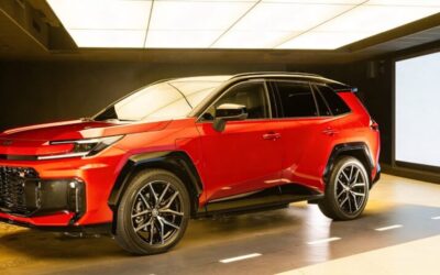 Enlace: Toyota RAV4 no será un coche eléctrico: los japoneses apuestan por híbridos y no tienen prisa por cambiar de rumbo