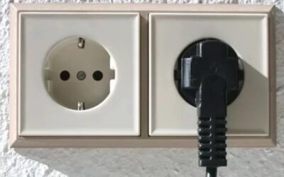 Enlace: ¿Puedo usar un enchufe convencional para cargar un coche eléctrico o tengo que poner un cargador de 2.000 euros?