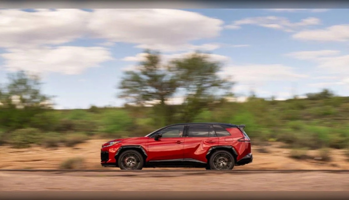 Enlace: Toyota acaba de resolver el mayor problema de los híbridos enchufables: el nuevo RAV4 PHEV 2026 da un salto histórico