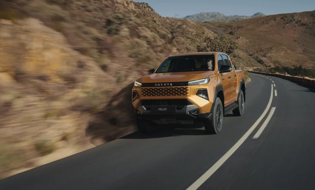 Enlace: NuevaTOYOTA HILUX: Más tecnología y dos opciones electrificadas: Hybrid 48V y 100% eléctrica